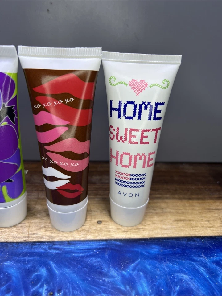 5X Vintage Avon Hand Cream 1.5 Oz Holiday Designer Labels Silicone Glove - Image 4 of 4