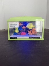 Muñeca American Girl iluminada pecera