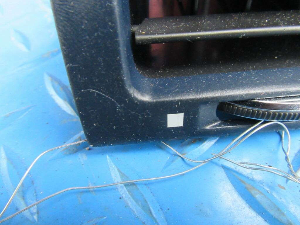 Maserati GranCabrio Turismo dashboard right air vent #1061