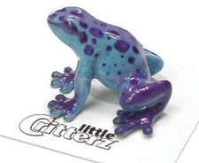 ➸ LITTLE CRITTERZ Amphibian Frog Miniature Figurine Dart Frog Blue Sapphire