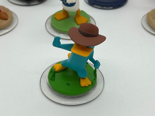 Skylanders Disney Character Figure Set of 7 - Big Hero 6, Barbosa, Big Hero 6 + - Picture 20 of 24