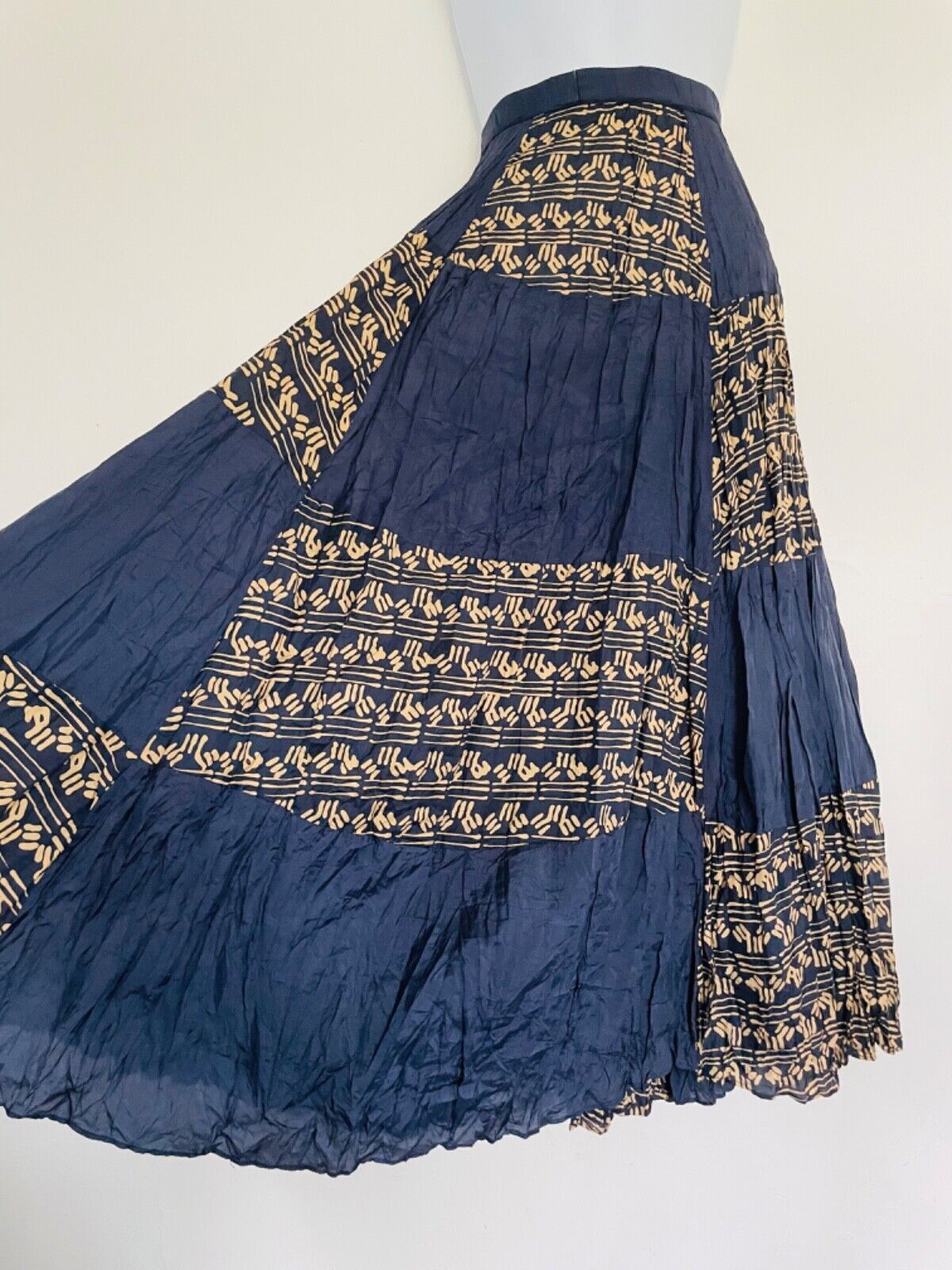 Silk Navy Blue Vintage Skirt Size 14 Gypsy Peasan… - image 3