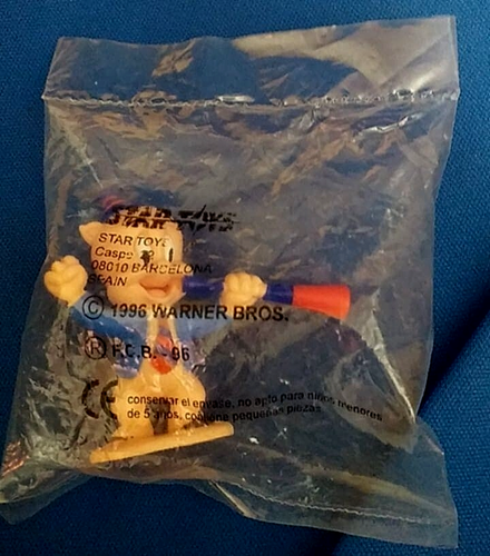 Porky Football Figure Barça Warner Bros 1996 Star Toys New In Bag - Picture 2 of 2