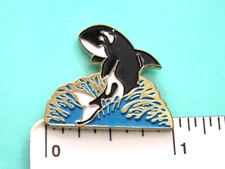 Orca KILLER WHALE  - hat pin , lapel pin , tie tac , hatpin GIFT BOXED