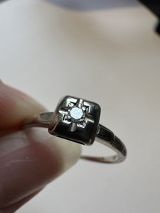 FF Felgers 18kt White Gold Petite Diamond Engagement Ring Size 6