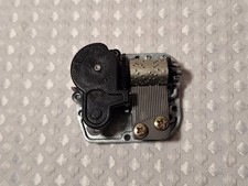 Music Box Movement Wind Up Mechanism Works Plays "Jingle Bells" W/ Key
