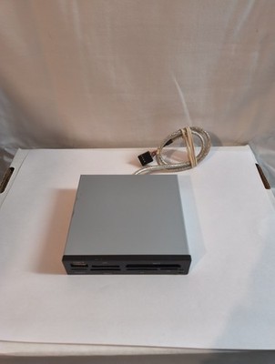 SABRENT 7 in 1 Multi Flash Media Card Reader/Writer(with Power Cord) (CRW-UINB)