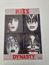Kiss Poster