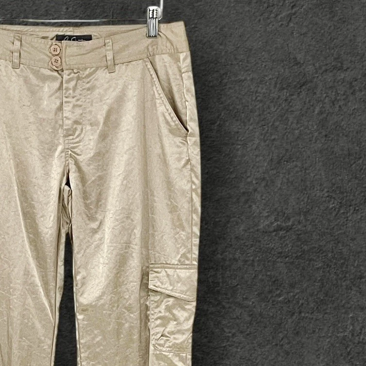 Pantalones cargo vintage City Streets años 90 satinado para mujer 9 neutros ropa de calle utilitarios Foto 2 de 4