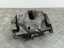 Suzuki SX4 S-Cross 2023 Links Bremssattel vorne Benzin/Elektro 95kW FOB36002