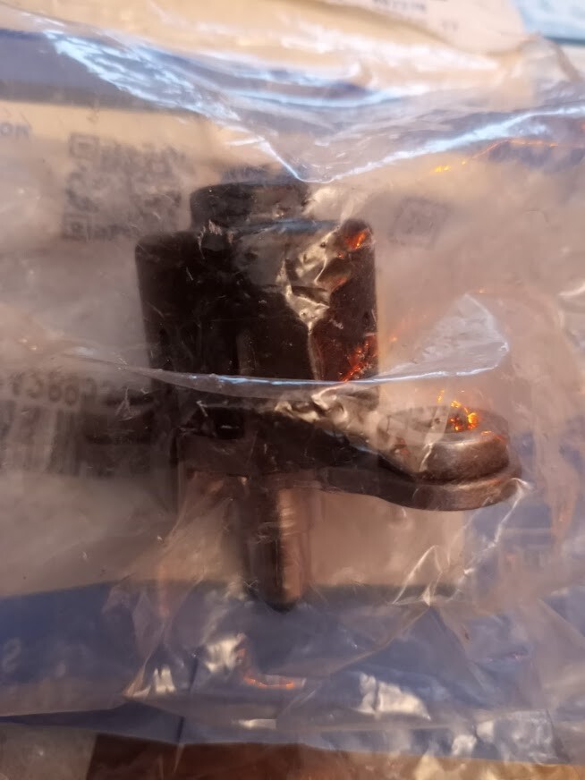 GM OEM Many Models Automatic Transmission Shifter Solenoid  