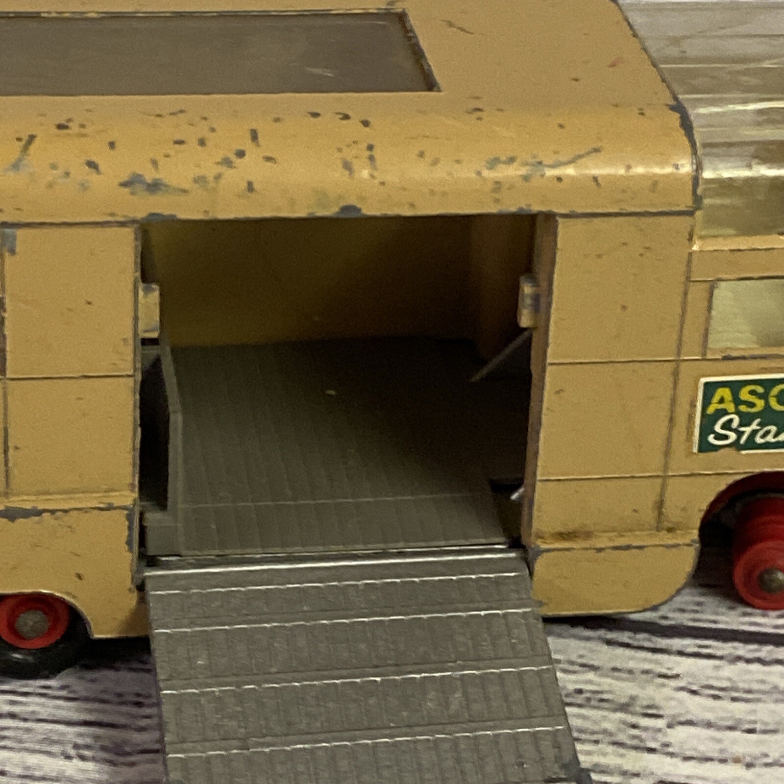 Picture 2 of 17