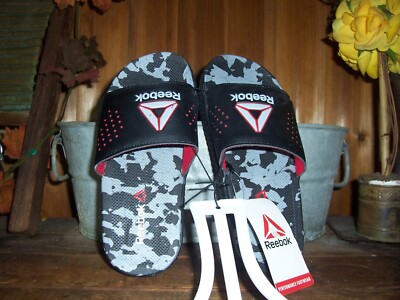 REEBOK BOYS SPORTS SLIDE SANDALS SHOES SIZE 3 GRAY ATHLETIC POOL BEACH BASKETBAL