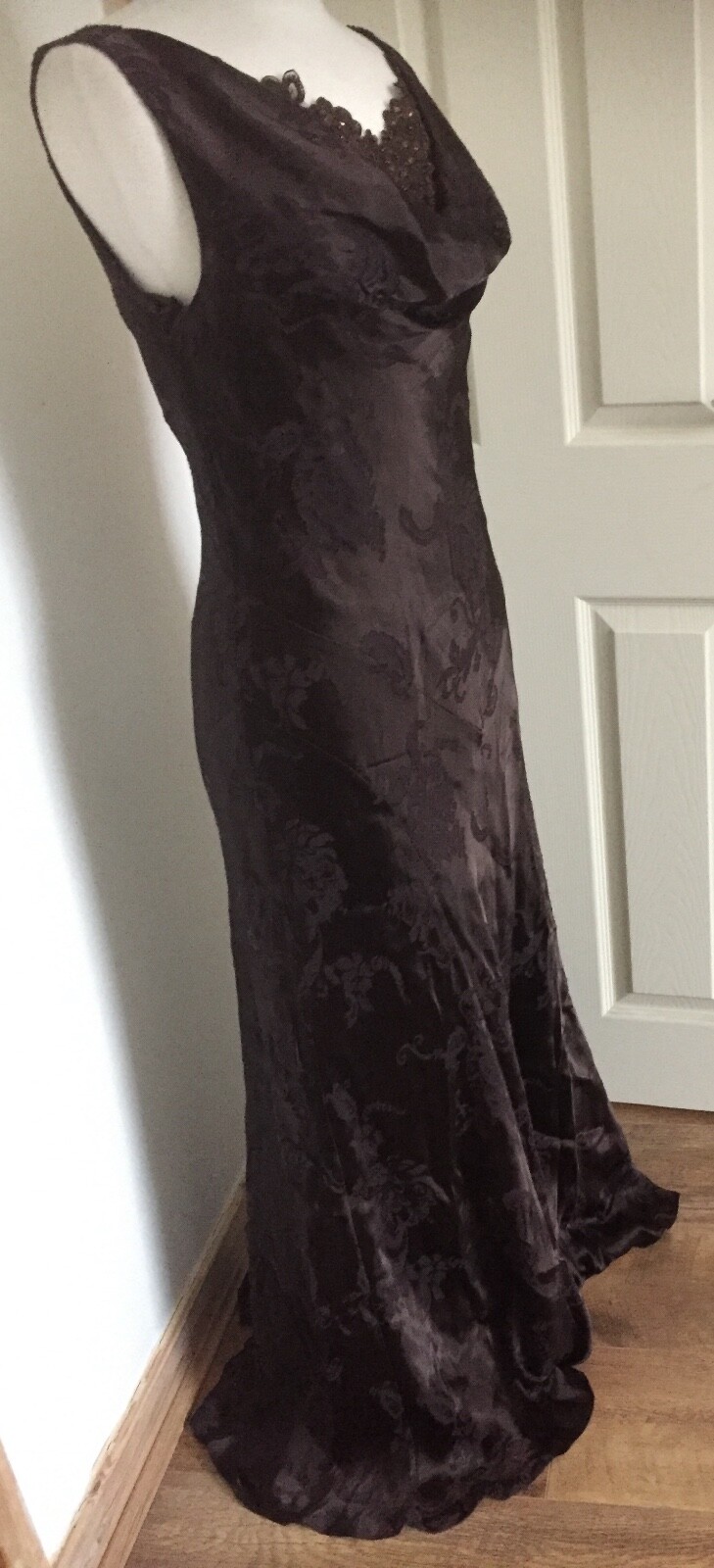 Picture 2 of 19