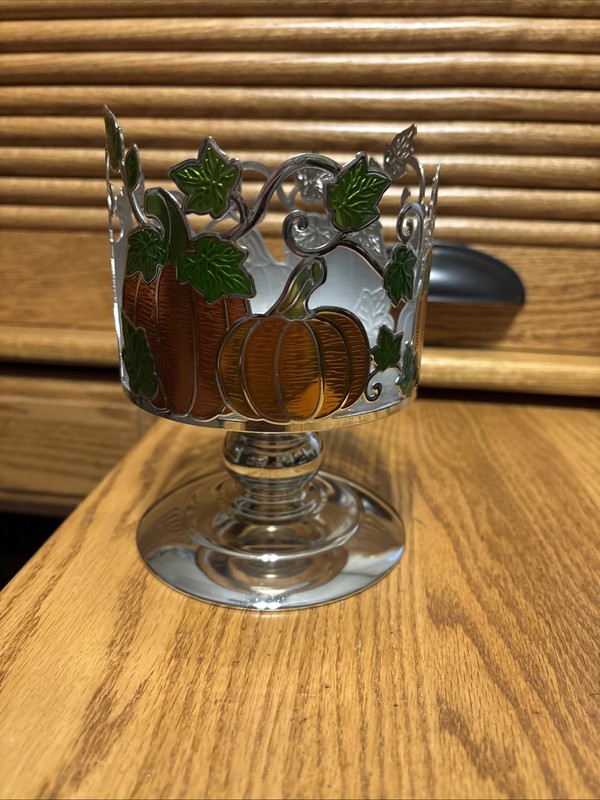 NEW, Bath & Body Works Pumpkin Patch Pedestal. Three Wick Candle Holder.