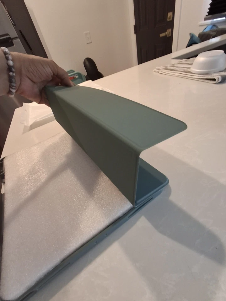 Tablet Case For iPad Pro 12.9" 2020, Midnight Green Pencil Charging, New - Image 4 of 4