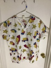Fundamentals Angels  Starz Scrub Top Size Medium