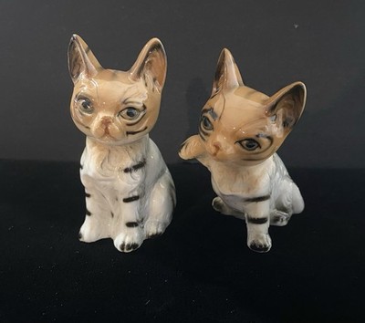Tabby Cats Vintage Pair Of Brown And Gray Ceramic Figurines