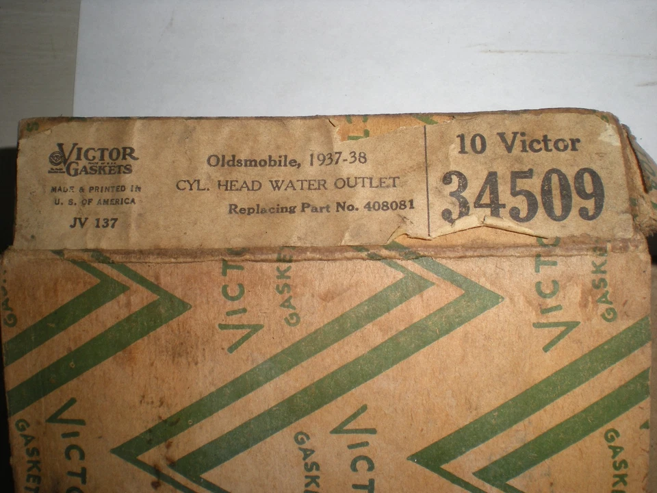 1937 1938 1939 37 38 39 OLDSMOBILE JUNTA DE TERMOSTATO DE SAÍDA DE ÁGUA GMC T14-F16 - Imagem 2 de 2