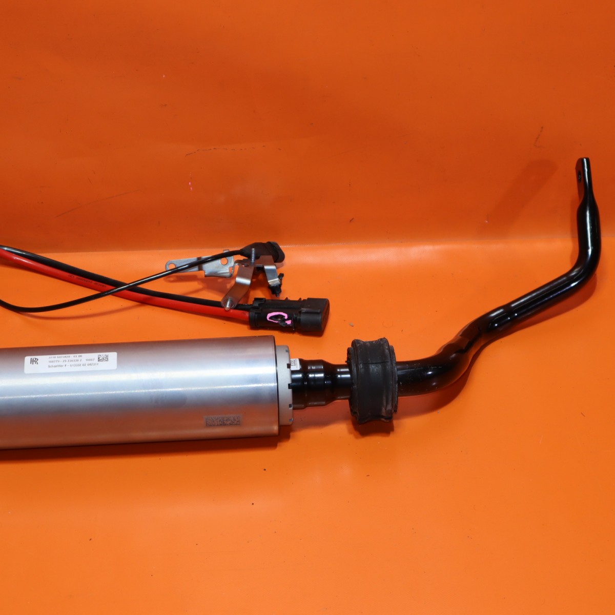 ROLLS ROYCE CULLIAN FRONT STABILIZER 2018 2019 2020 2021 2022 2023 37106873428
