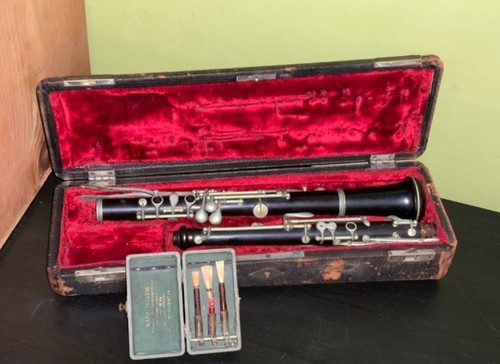 Vitantage Turn Of Century Wooden Oboe