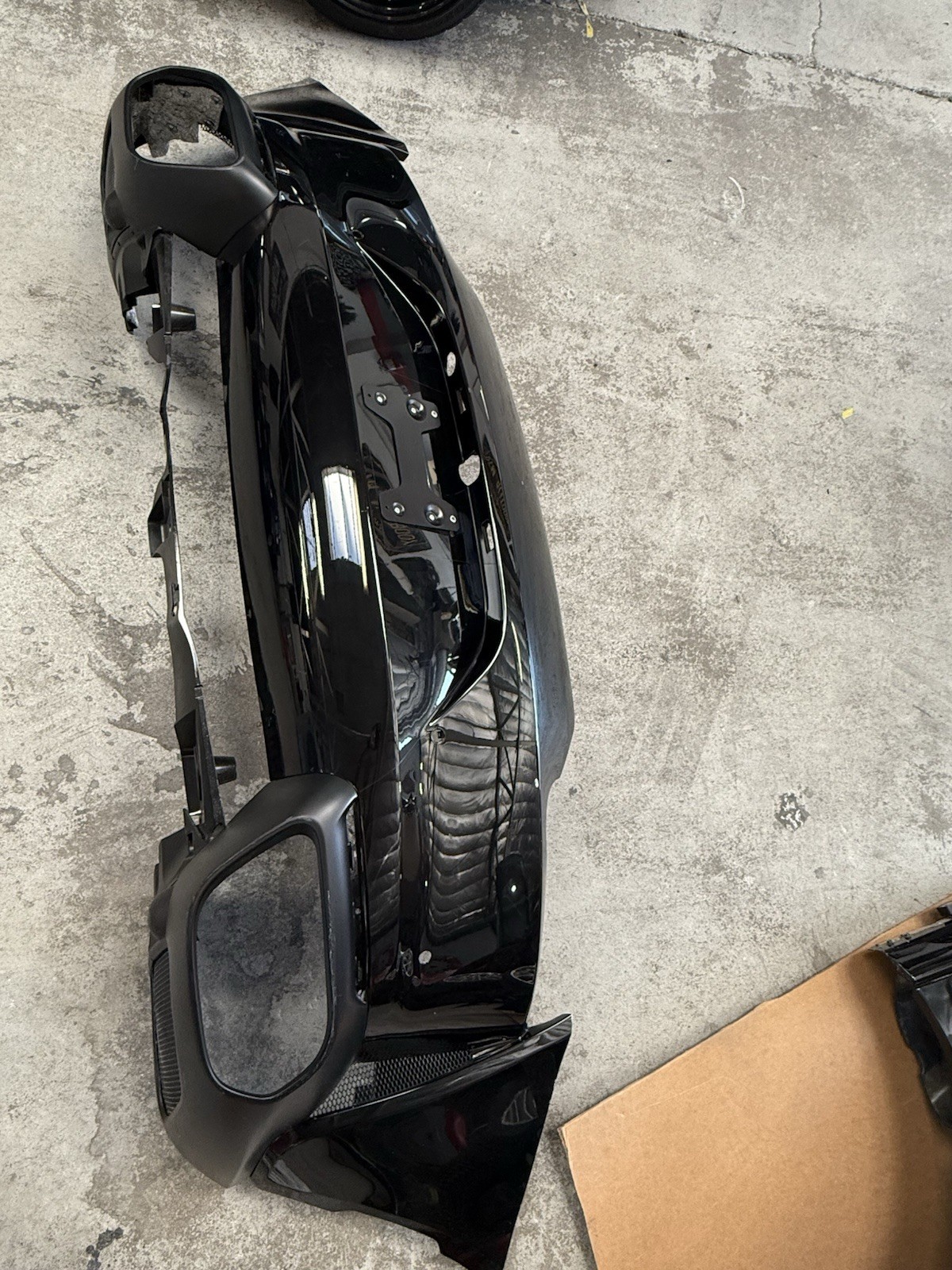 FERRARI 812 SUPERFAST REAR BUMPER 2018 2019 2020 985817680 OEM
