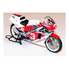 TAMIYA 14099 Honda NSR 500 Factory Colour 1:12 Bike Model Kit