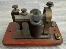 Antique J.H. Bunnell & Co New York Railroad Telegraph Key Sounder Wood Base