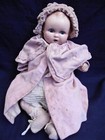 Poupée à tête pleine en porcelaine - auctions & price archive