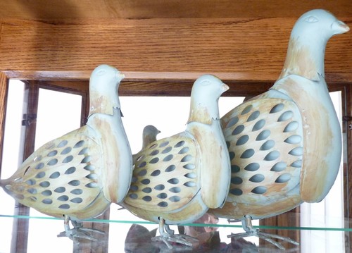 Quail Metal Art, Antiqued Gray Green Family - set of 3 Graduating size - Picture 1 of 9