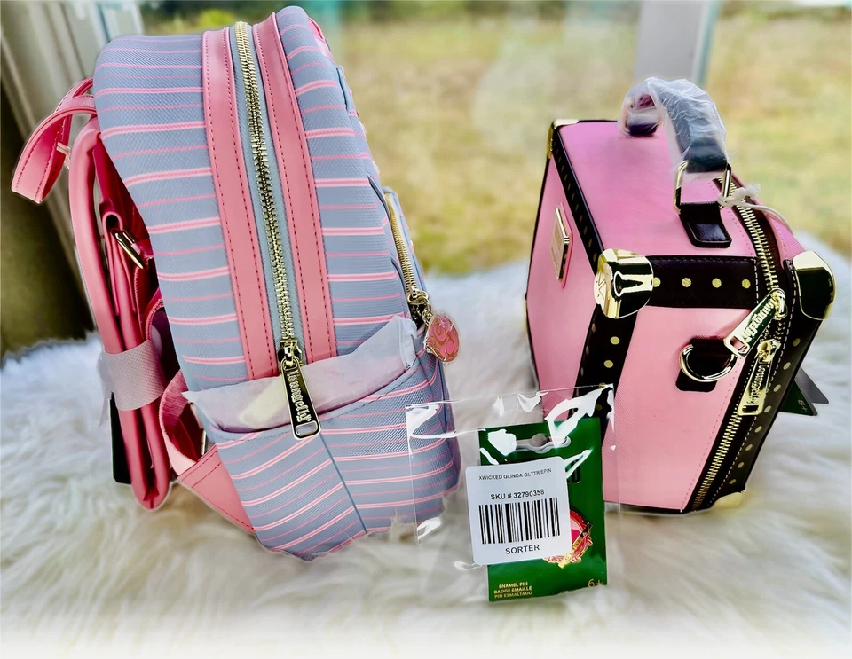 *NUEVO PAQUETE DE 3* Mini mochila Loungefly Wicked Glinda Shiz, bandolera de maletero y pin BL Foto 4 de 4