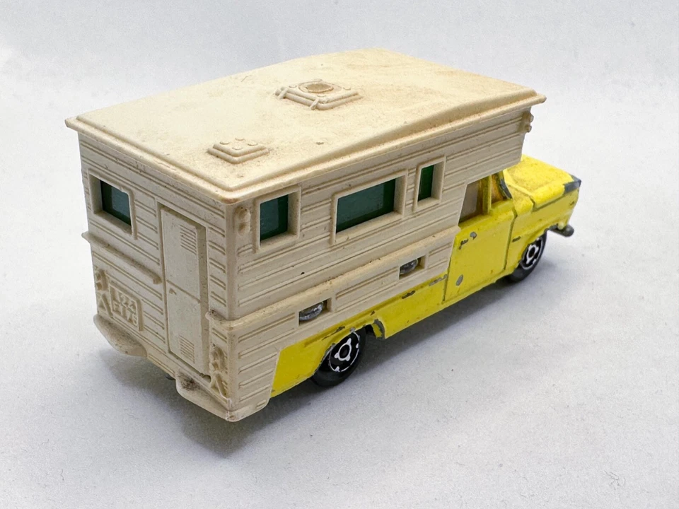 Camioneta pick-up Dodge Majorette # 209 de colección diecast coche de juguete amarillo Foto 3 de 4