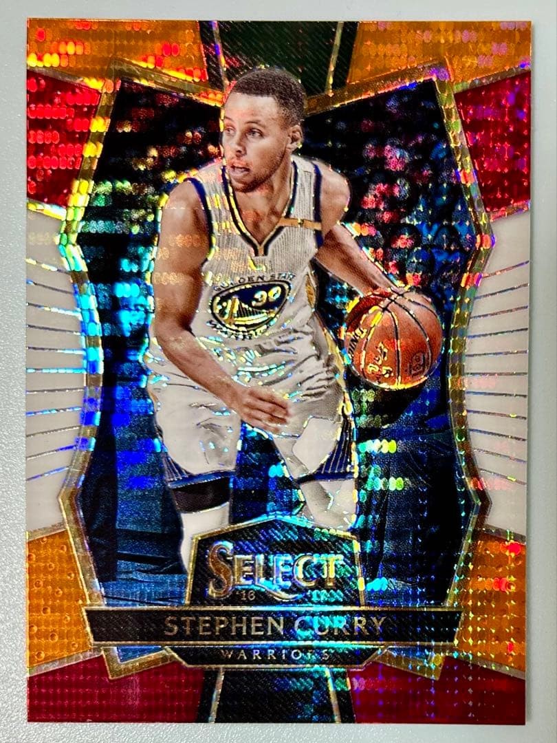 Stephen Curry 2016-17 Panini Select Premier Level Tri-Color NBA Card