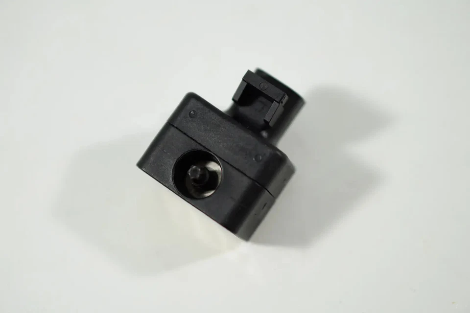 ✅ 2005 - 2007 Chevrolet Express GMC Savana FRONT Sensor 15102173 OEM - Image 2 of 4