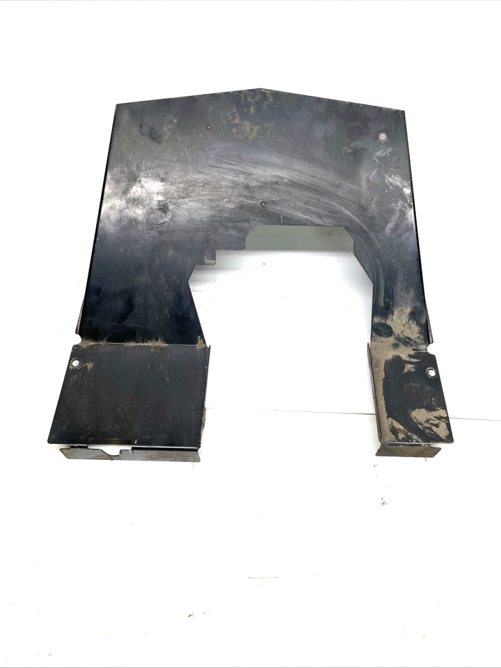 John Deere Lawn & Garden Tractor Engine Muffle Air Duct M71554 - Image 4 of 4