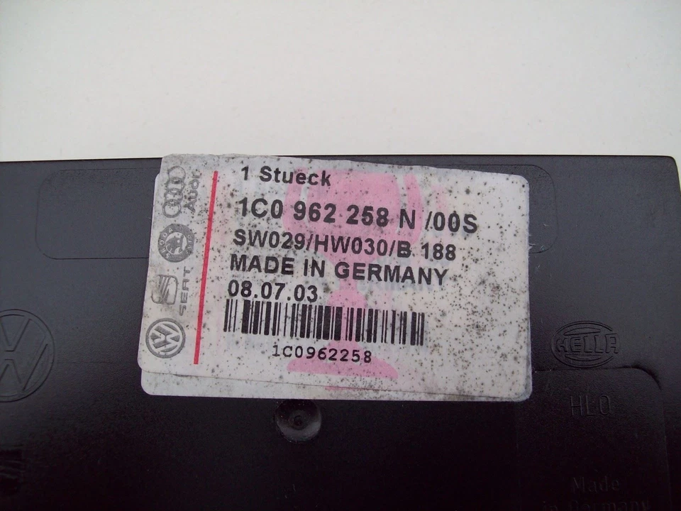 Skoda Octavia 1U Central Locking Control Unit ECU 1C0962258N 1997-2011 - Image 3 of 3