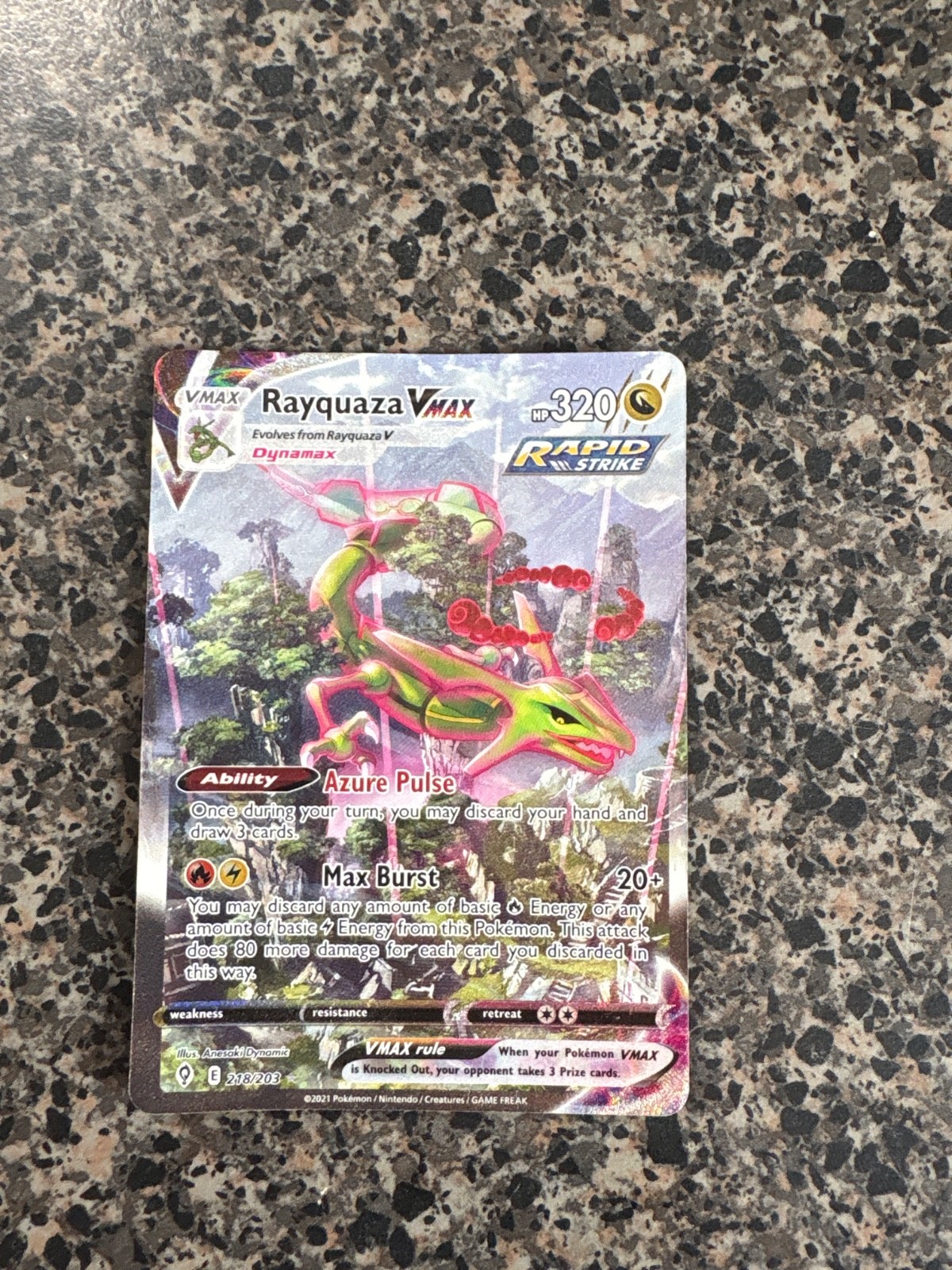 Pokemon Card - Rayquaza VMAX 2021 Evolving Skies Alt Art Hyper Rare Holo 218/203