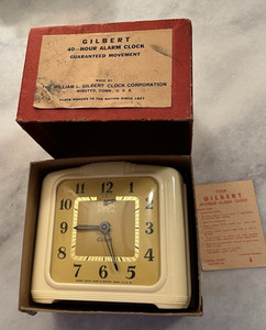1940's Gilbert Wind Up Alarm Clock Cream Bakelite with Box USA For PARTS ONLY