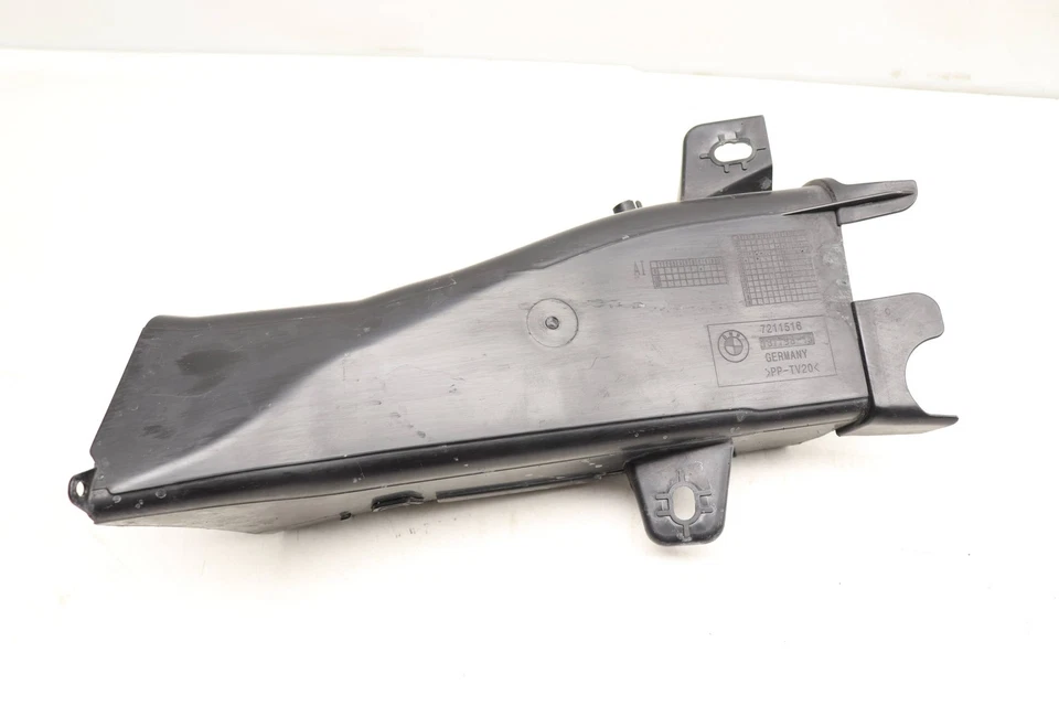 2014-2015 BMW 640I XDRIVE - Freio dianteiro direito refrigeração duto de ar 7211516 - Imagem 3 de 4