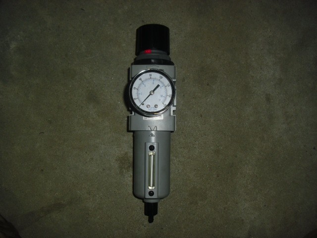 Parker P32EB92ESMBNGP Pneumatic Filter-regulator 1/4in Npt 0-125psi