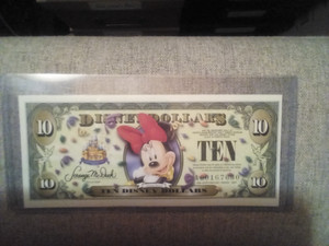 Disney Dollars 2005 $10 A  Minnie Mouse. CU condition