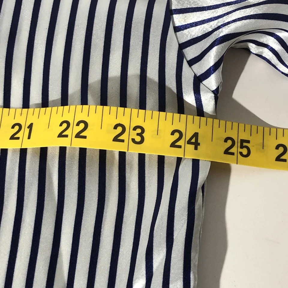 Lencería Cacique Camiseta para dormir Top Mujer Grande Azul Marfil Rayas Satén Botón Up Foto 4 de 4