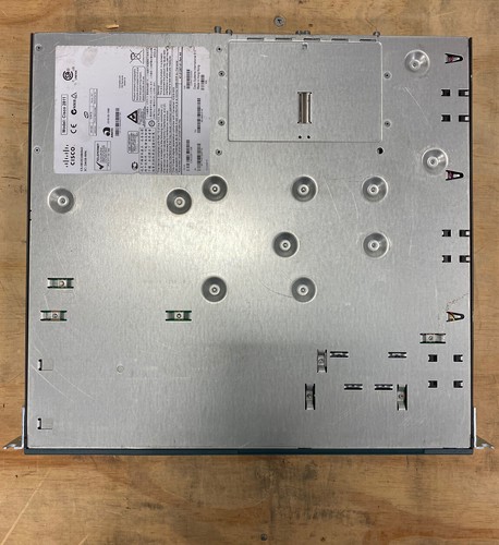 ~ Cisco 2800 Series CISCO2811 Integrated Services Router 47-16547-01 - Picture 4 of 5