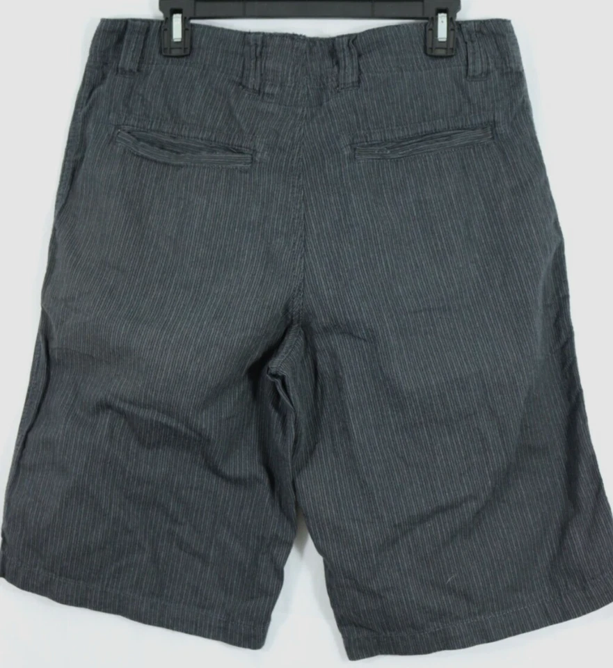 Pantalones Cortos Para Hombre BKE Rockhurst Frente Plano Negro Rayas 31 Algodón Pantalones Cortos 12" Entrepierna Foto 2 de 4