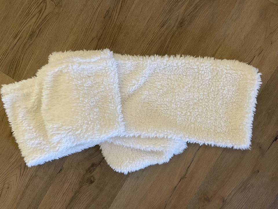 BCBGeneration Blanco Bufanda Difusa Poliéster 9" x 65" Invierno Acogedora Cómoda Foto 4 de 4