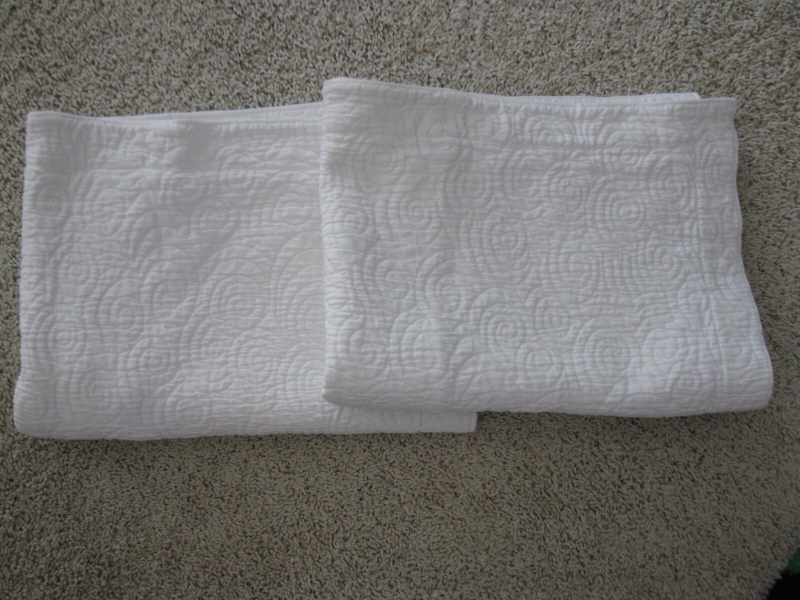 HILL Pair Standard White Quilted Matelasse Pillow Shams 100 Cotton eBay
