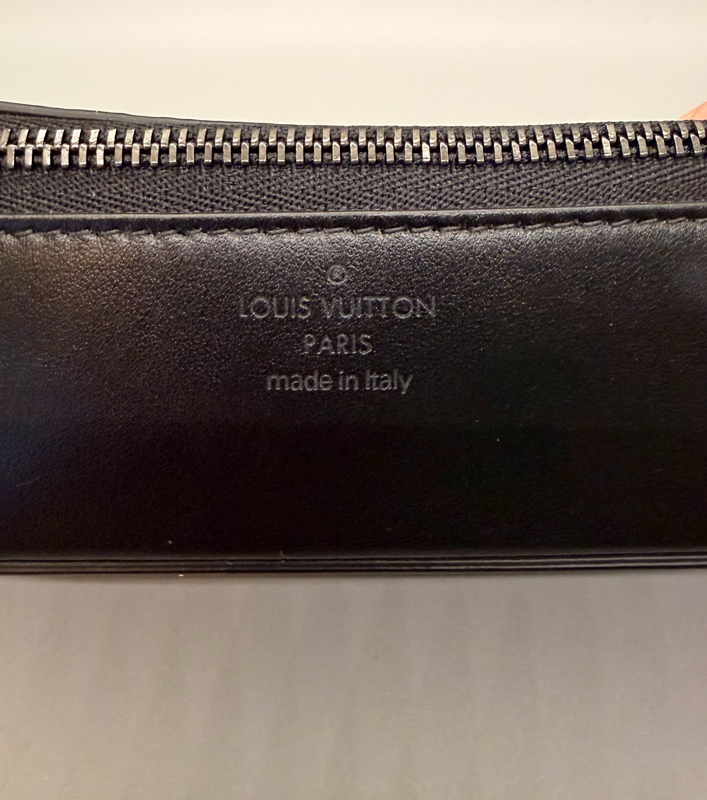 Authentic Louis Vuitton Monogram Eclipse Sunglass… - image 2