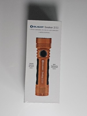 NIB Sealed OLIGHT Seeker 2 Pro 3200 Lumen Rechargeable Flashlight L-Dock