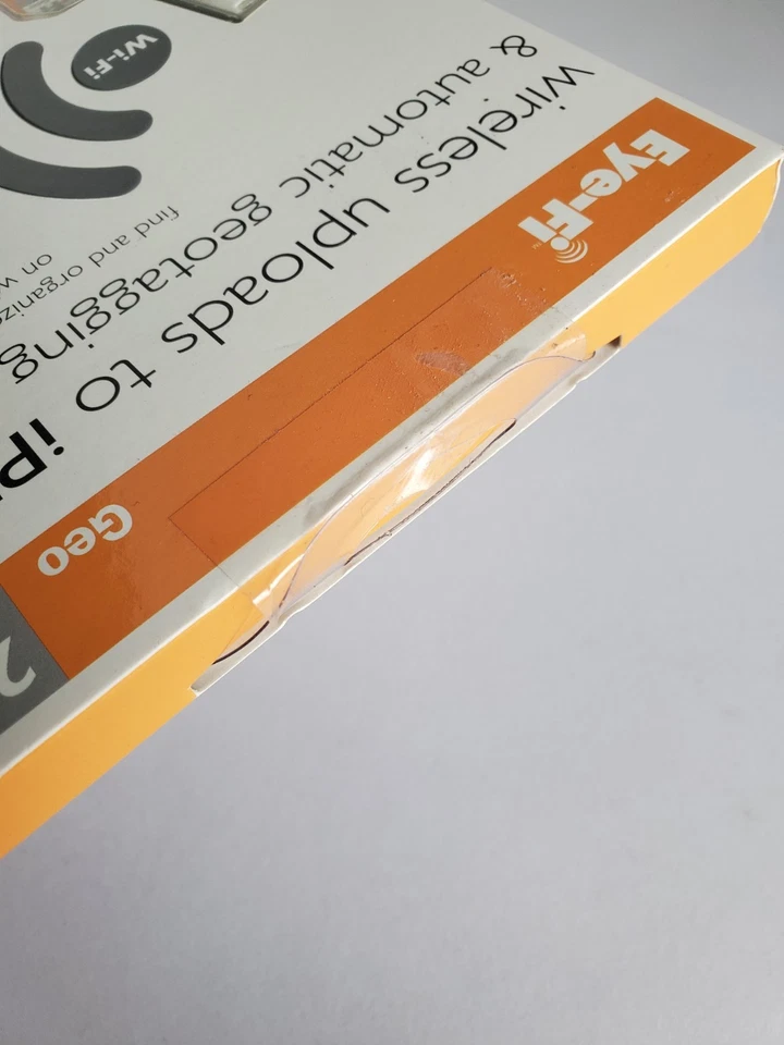 Eye-Fi Geo 2GB WiFi SD Card- NEW - Image 3 of 3