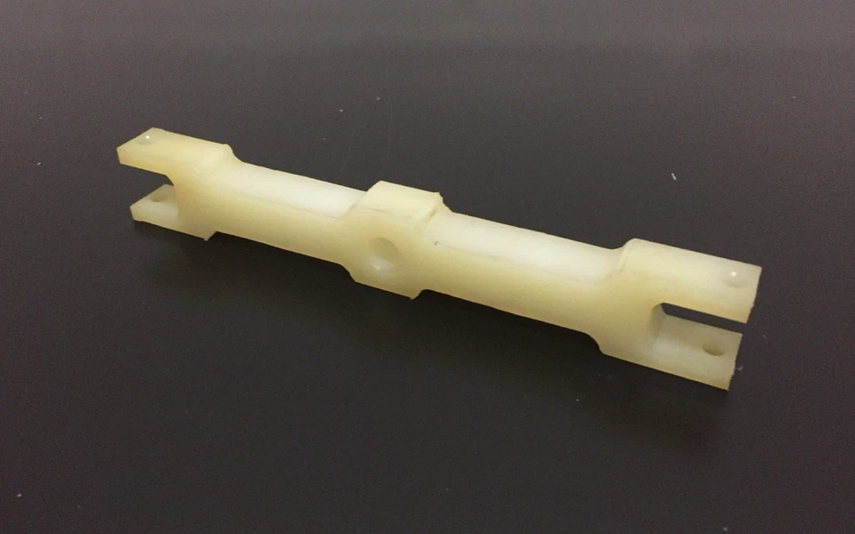 Pendel Vorderachse für robbe / SG 1 Expert 1:8 Nitro RC-Car - Rarität Vintage - Bild 2 von 4